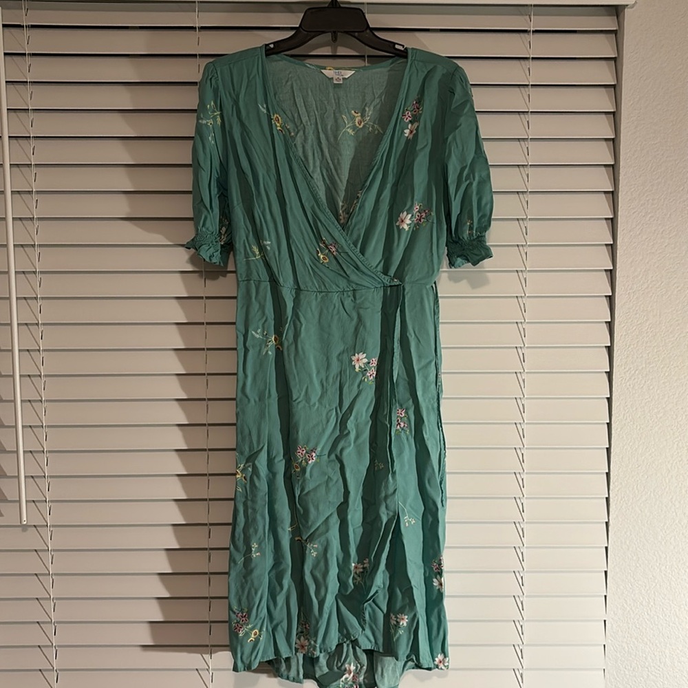 Medium teal and floral Time&Tru wrap dress